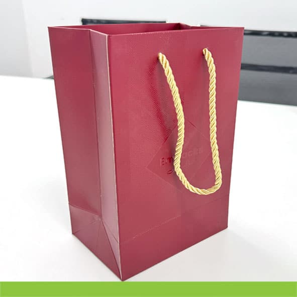 paper-bag-with-uv-printing-in-dubai